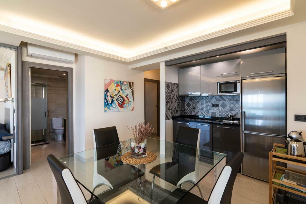 Royal Executive Suite Малага Экстерьер фото